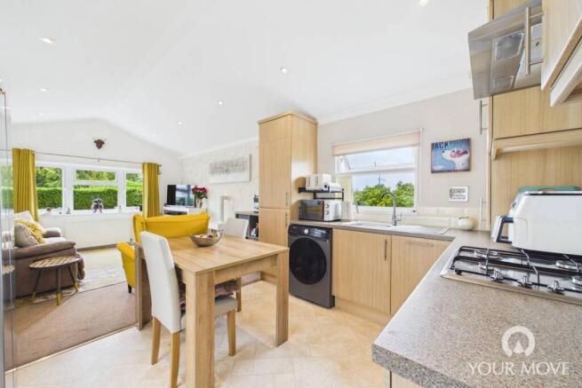 Kitchen/Living Area
