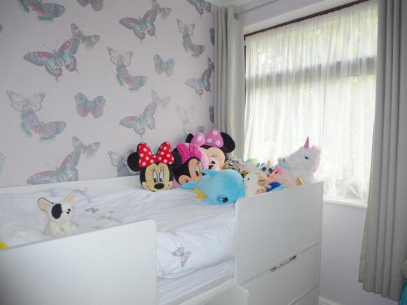 Bed 3.jpg