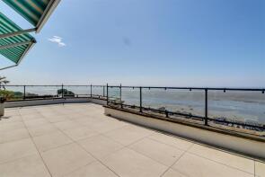 63, St Clements Court, Broadway West, Leigh-on-sea SS9 2BP