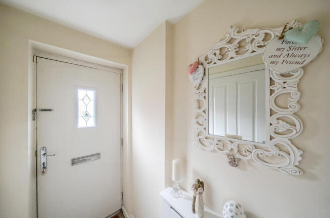 3 bed Semi-Detached for sale Image 12
