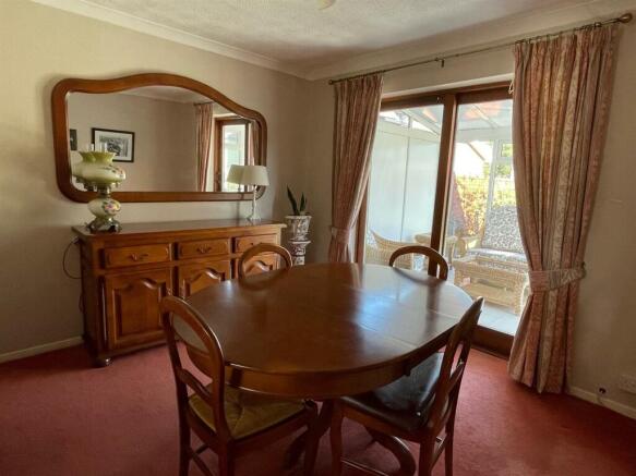 Dining Room..jpg