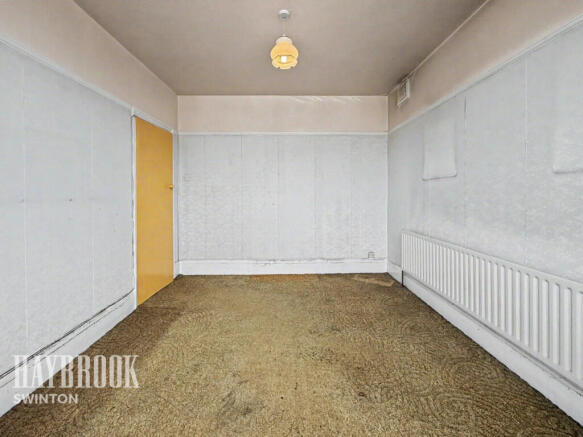 3 bed Semi-Detached for sale Image 9