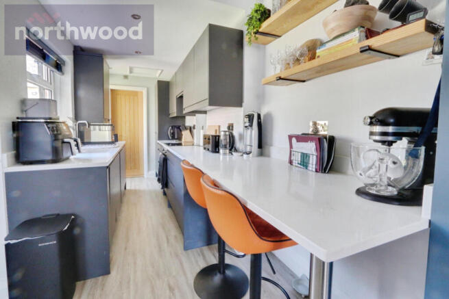 2 bed Terraced for sale Image 6