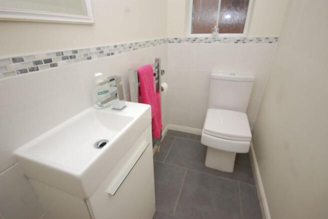 Cloakroom / WC