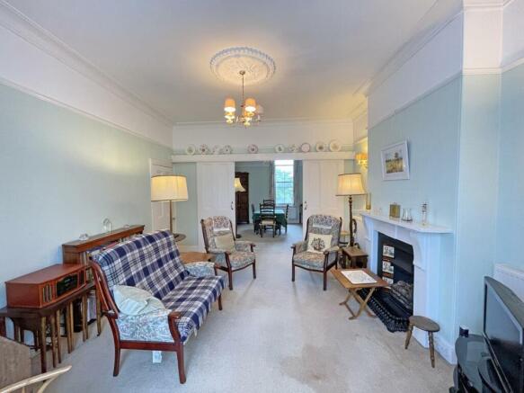 Gifford Terrace Road 68 Lounge 2.jpg