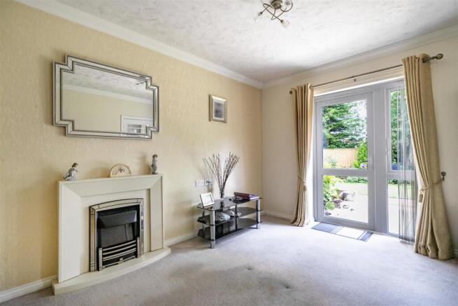 Trinity Lodge, Formby, Liverpool, Merseyside photo 4