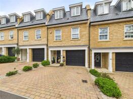 9, Queens Drive, Woodbridge IP12 4FE