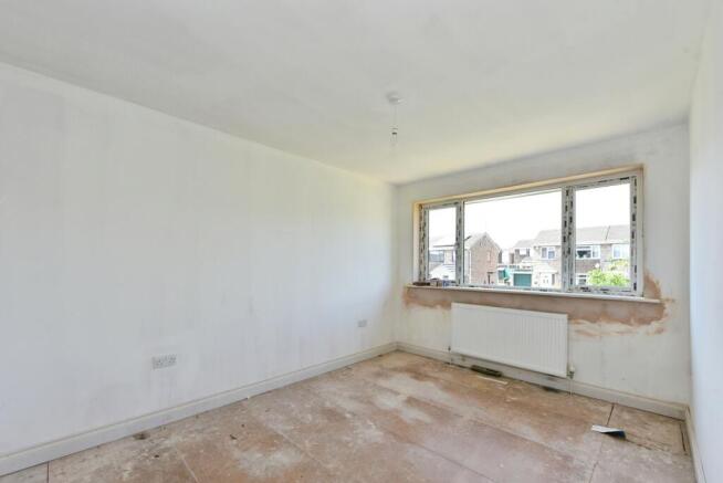 3 bed Semi-Detached for sale Image 11