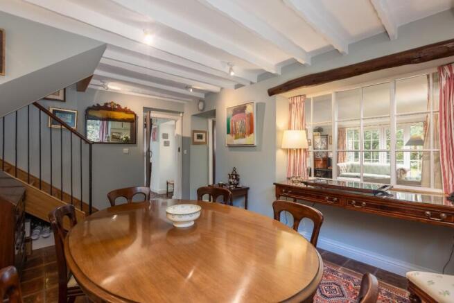 5 bed House for sale Image 8