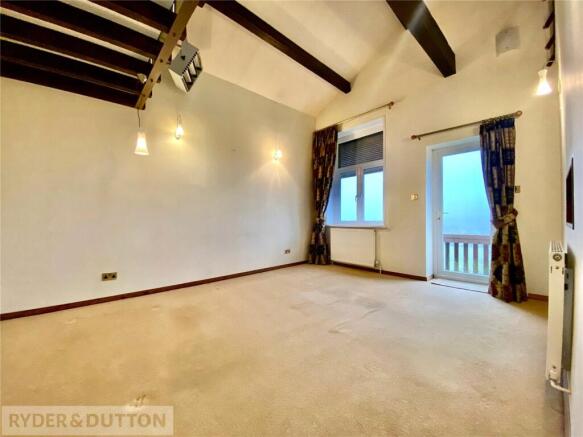 2 bed Apartment for sale Image 4
