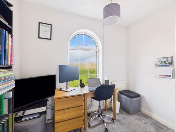 Bedroom 4/Office