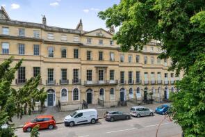 Flat 5, 98, Sydney Place, Bathwick, Bath BA2 6NE