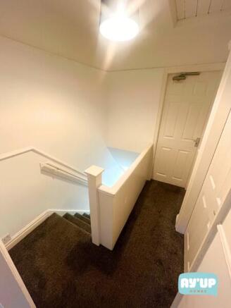 1 bed House Share to rent Image 6