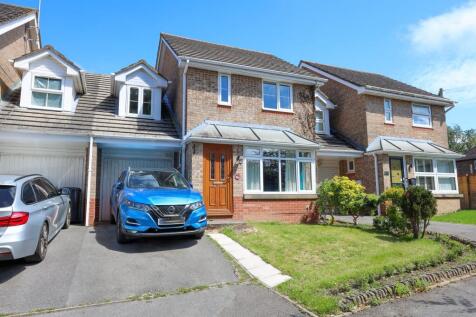 Valentine Drive, Burgess Hill, RH15