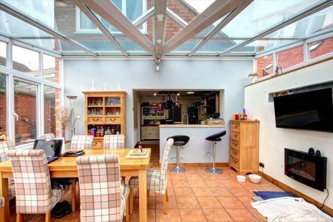 Conservatory 2.jpg