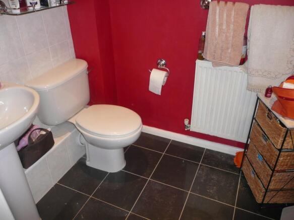 En-suite shower r...