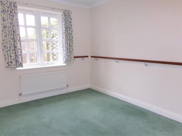 Photo 10