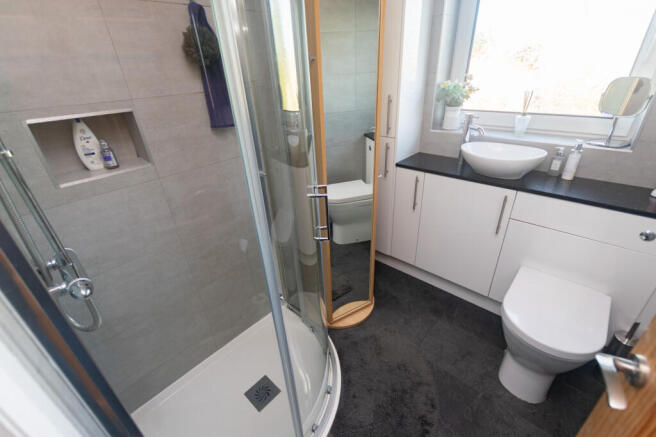 Shower Room 1