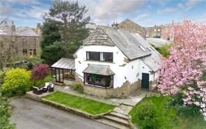 Ashover, Mytholmes Lane, Haworth, Keighley BD22 8EZ