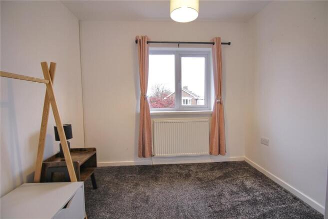 3 bed Semi-Detached to rent Image 11