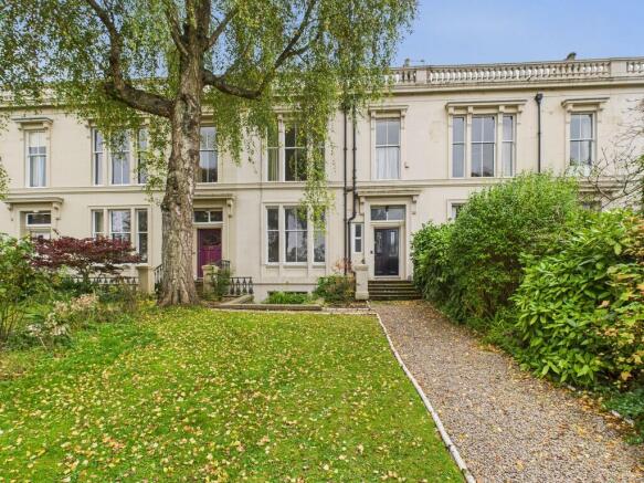 CAM05526G0-PR0051...