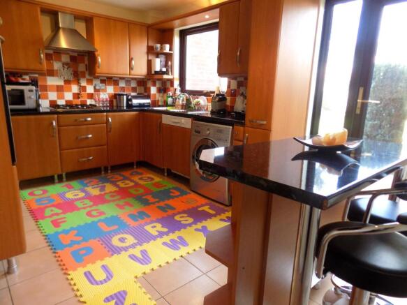 KITCHEN/DINER