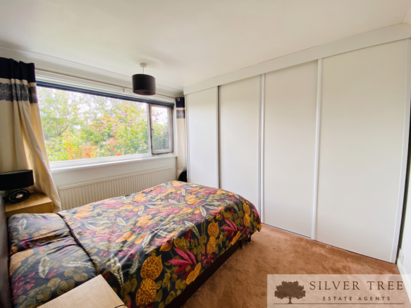 2 bed Semi-Detached Bungalow for sale Image 5