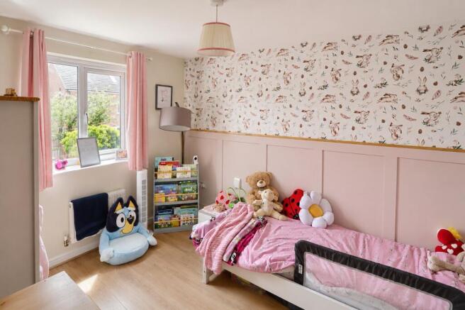 3 bed Semi-Detached for sale Image 9