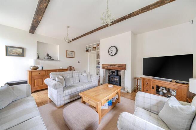4 bed House for sale Image 11