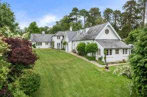 Hunters Lodge, Heathfield Road, Etchingham TN19 7HU