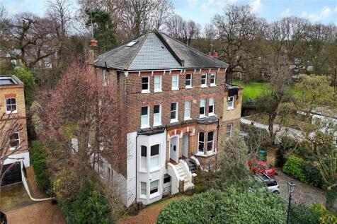 St. Georges Road, St Margarets, Middx, TW1