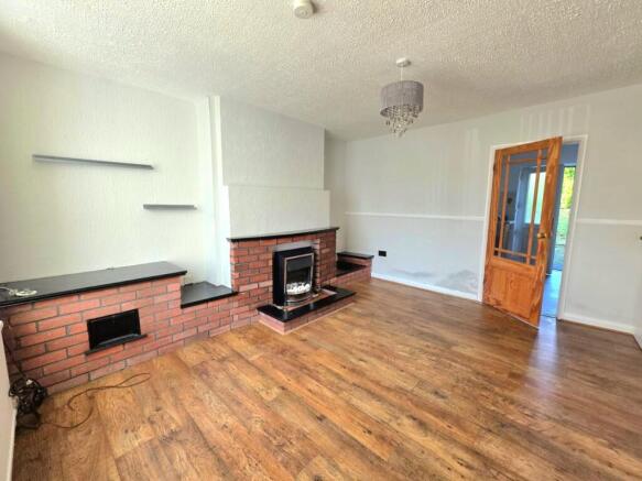 PHOTO-2025-11-10-19-12-27 7 T202511120959.jpg