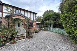 1b, Tudor Road, Wilmslow SK9 2HB