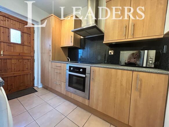 Kitchen (2)