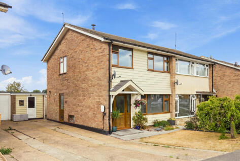 Coombes Grove, Rochford, SS4