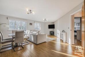 53, Retreat Way, Chigwell IG7 6EL