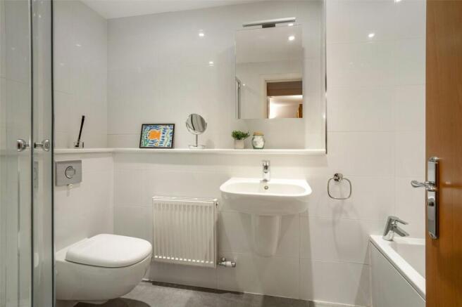 En-Suite Bathroom
