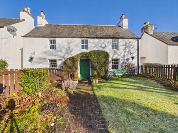 CAM03185G0-PR0132-STILL029