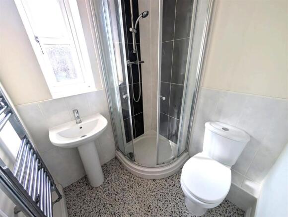 3 bed House for sale Image 7