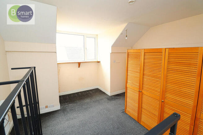 3 bed Terraced to rent Image 8