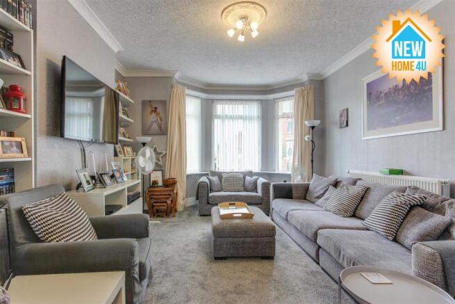 LOUNGE: