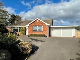 21, Dunsford Close, Exmouth EX8 2HW