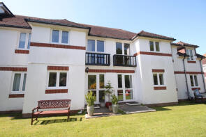 14, Danestream Court, Sea Road, Lymington SO41 0DA