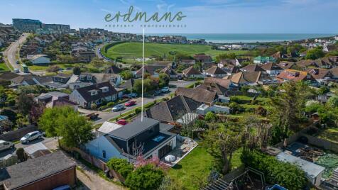 Glyndebourne Avenue, Saltdean, BN2