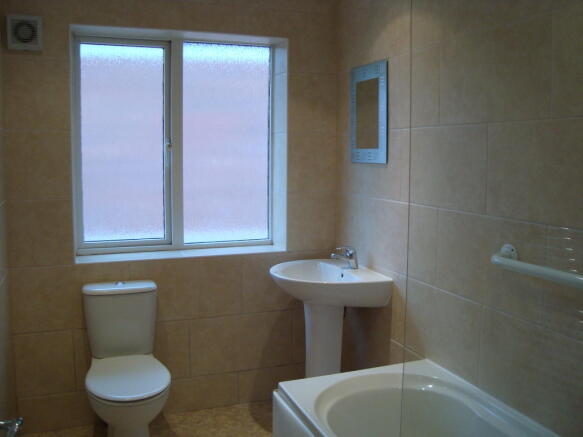 Main bathroom