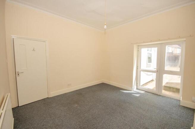 Dining room pic 2.jpg