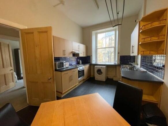 KitchenToHallway