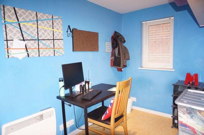 Photo 8