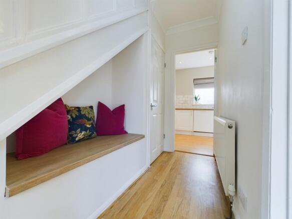 2 bed Semi-Detached to rent Image 7