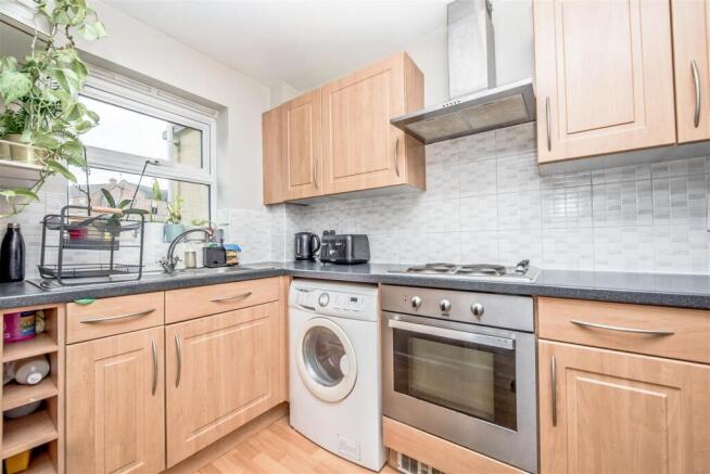 Fitted Kitchen:
